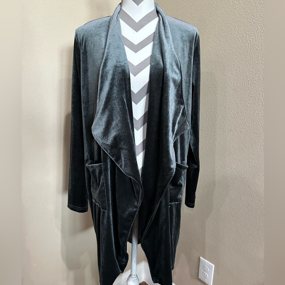 Dark gray velvet cardigan with pockets